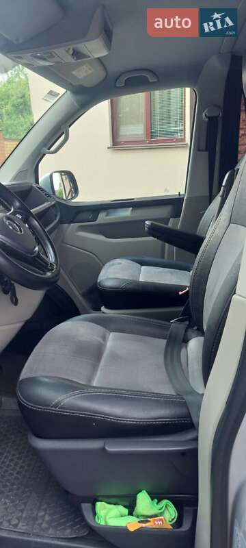 Минивэн Volkswagen Transporter 2015 в Киеве