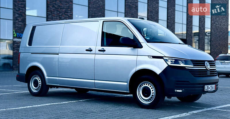 Грузовой фургон Volkswagen Transporter 2021 в Черновцах