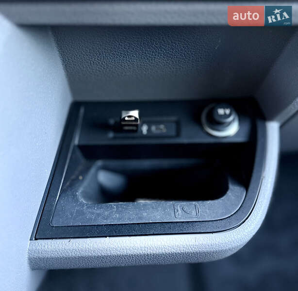 Грузовой фургон Volkswagen Transporter 2021 в Черновцах