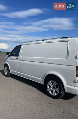 Грузовой фургон Volkswagen Transporter 2012 в 