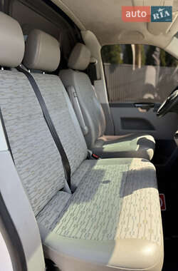 Грузовой фургон Volkswagen Transporter 2012 в 