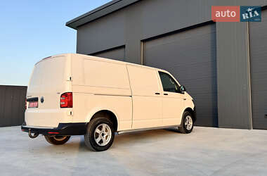 Грузовой фургон Volkswagen Transporter 2018 в 