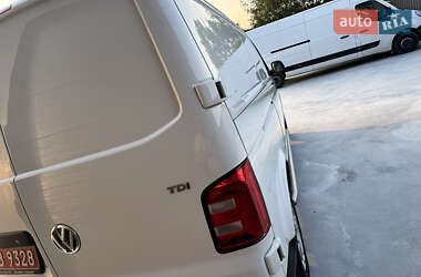 Грузовой фургон Volkswagen Transporter 2018 в 