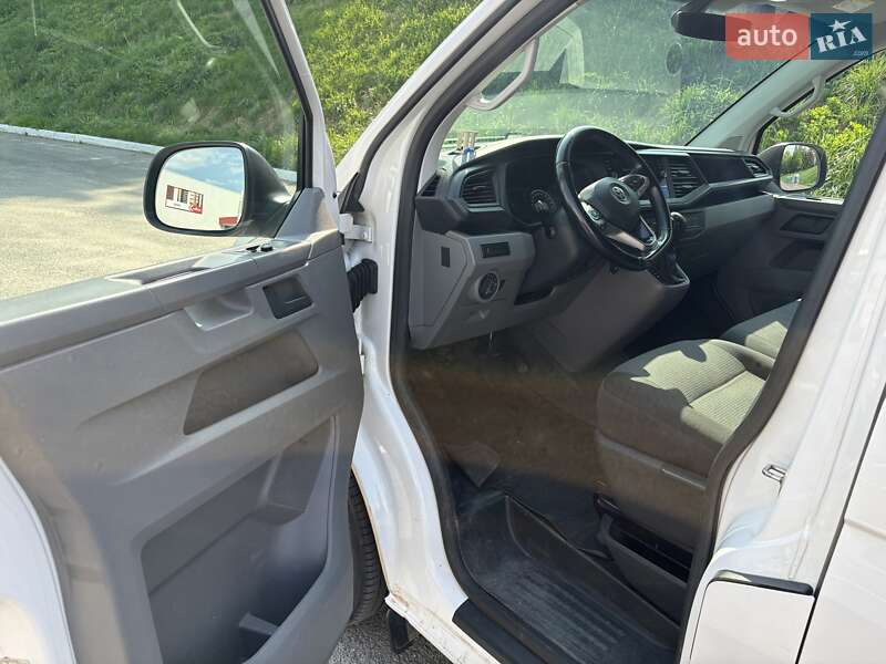 Грузовой фургон Volkswagen Transporter 2020 в Луцке