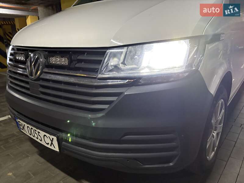 Грузовой фургон Volkswagen Transporter 2020 в Луцке