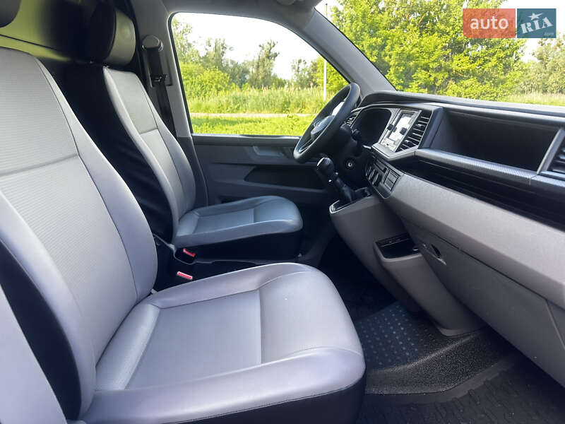 Грузовой фургон Volkswagen Transporter 2020 в Дубно