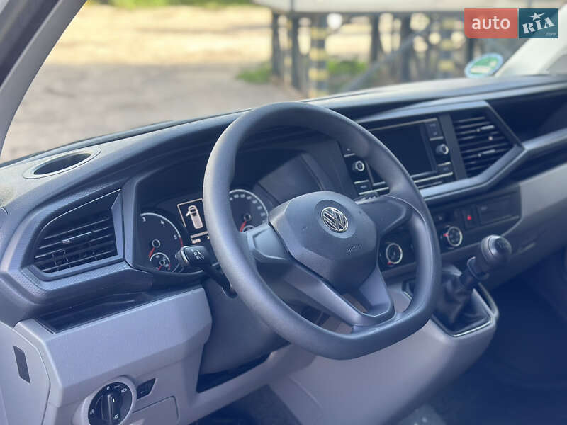 Грузовой фургон Volkswagen Transporter 2020 в Дубно