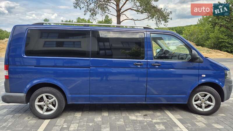 Минивэн Volkswagen Transporter 2012 в Ужгороде