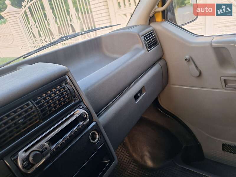 Минивэн Volkswagen Transporter 1999 в Черновцах