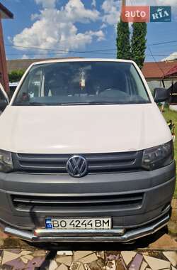 Минивэн Volkswagen Transporter 2010 в 
