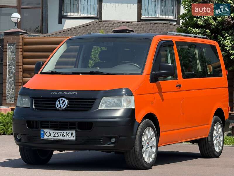 Минивэн Volkswagen Transporter 2005 в Киеве