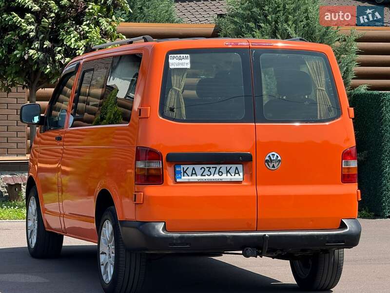 Минивэн Volkswagen Transporter 2005 в Киеве