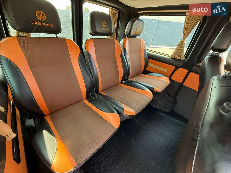 Минивэн Volkswagen Transporter 2005 в Киеве
