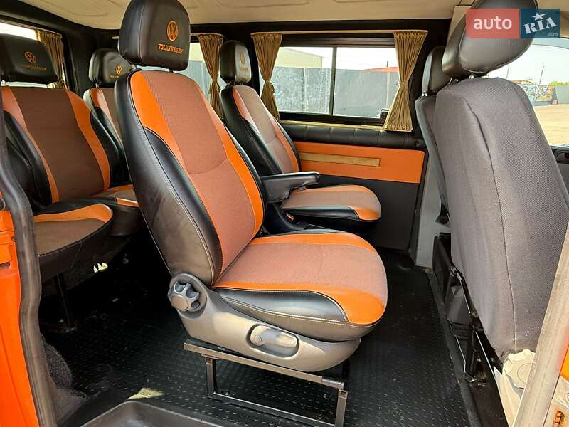 Минивэн Volkswagen Transporter 2005 в Киеве