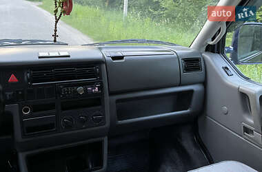 Минивэн Volkswagen Transporter 2001 в 