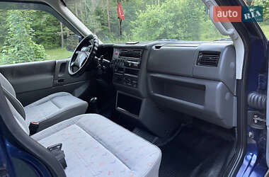 Минивэн Volkswagen Transporter 2001 в 