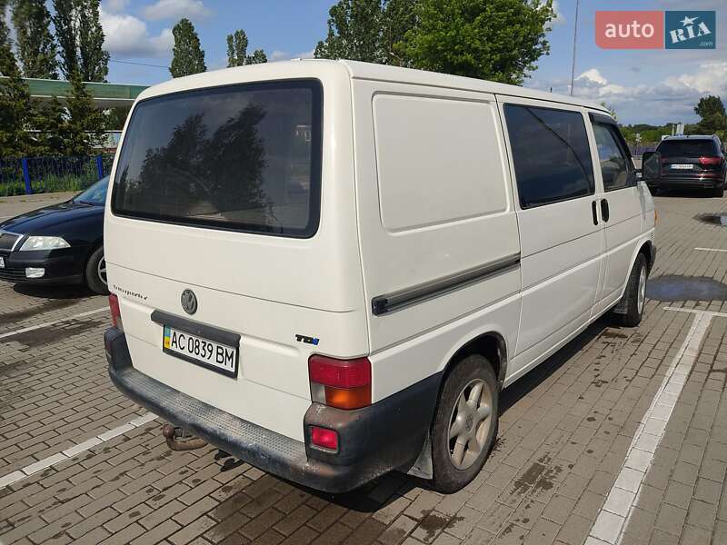 Минивэн Volkswagen Transporter 2000 в Ковеле