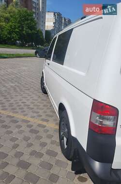 Вантажопасажирський фургон Volkswagen Transporter 2015 в 