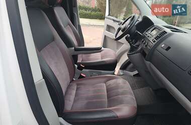 Вантажопасажирський фургон Volkswagen Transporter 2015 в 