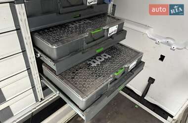 Грузовой фургон Volkswagen Transporter 2021 в 