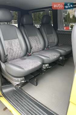 Минивэн Volkswagen Transporter 2014 в 