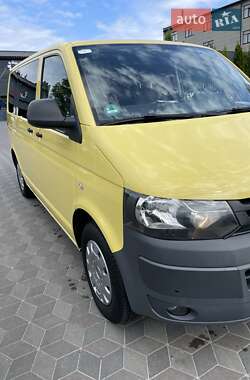 Минивэн Volkswagen Transporter 2014 в 