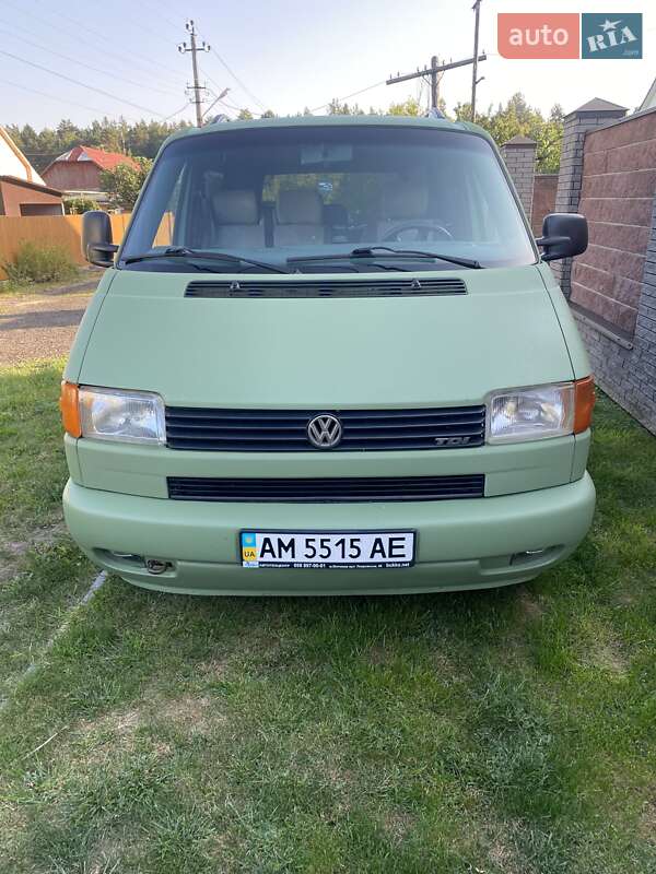 Минивэн Volkswagen Transporter 2001 в 