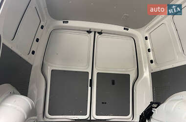 Вантажний фургон Volkswagen Transporter 2021 в 