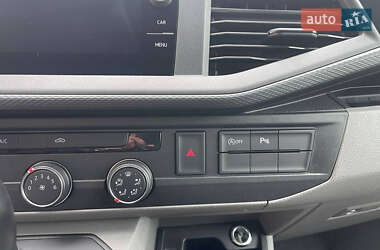Вантажний фургон Volkswagen Transporter 2021 в 