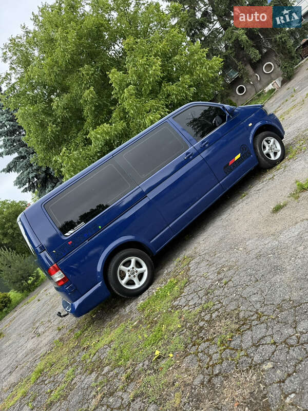 Минивэн Volkswagen Transporter 2010 в Хмельницком
