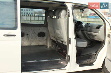 Вантажний фургон Volkswagen Transporter 2006 в 