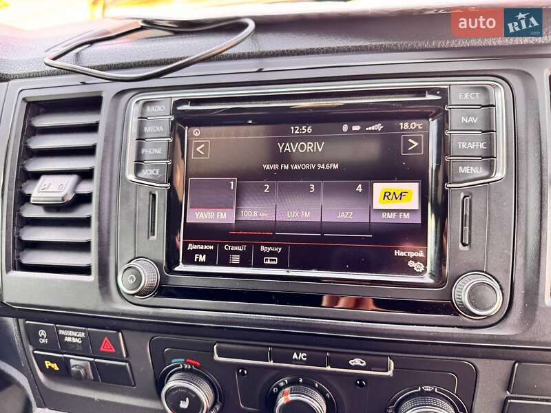 Минивэн Volkswagen Transporter 2016 в Львове