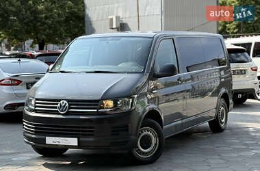 Минивэн Volkswagen Transporter 2018 в 