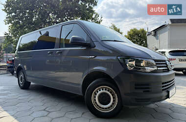 Минивэн Volkswagen Transporter 2018 в 