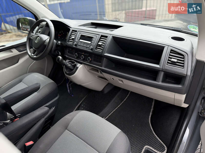 Минивэн Volkswagen Transporter 2018 в Одессе