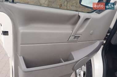 Минивэн Volkswagen Transporter 2000 в 