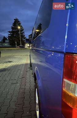 Минивэн Volkswagen Transporter 2005 в 