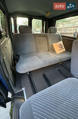 Минивэн Volkswagen Transporter 2005 в 