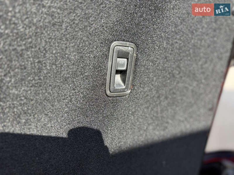 Грузопассажирский фургон Volkswagen Transporter 2021 в Киеве