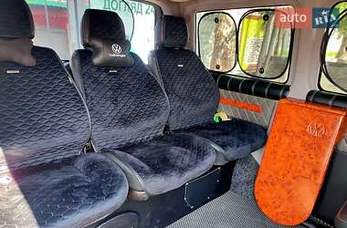 Минивэн Volkswagen Transporter 2009 в 