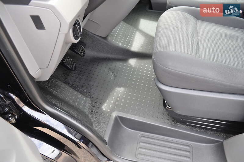 Вантажний фургон Volkswagen Transporter 2020 в Києві