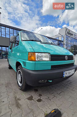 Грузопассажирский фургон Volkswagen Transporter 2000 в 