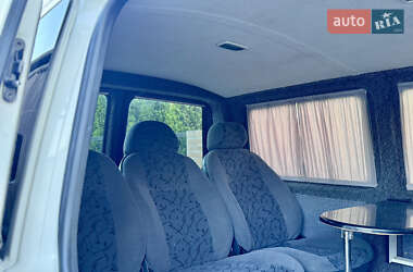 Мінівен Volkswagen Transporter 2005 в 
