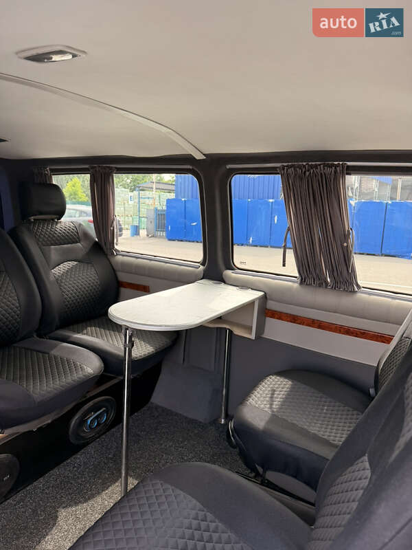 Минивэн Volkswagen Transporter 2006 в Киеве