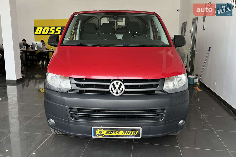 Грузовой фургон Volkswagen Transporter 2013 в Шептицькому