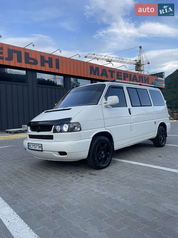 Мінівен Volkswagen Transporter 2001 в Сколе