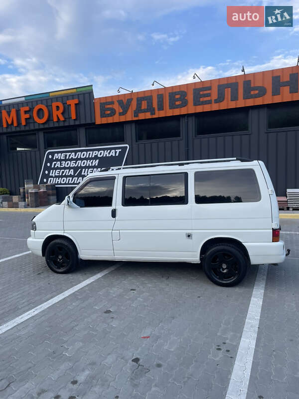 Мінівен Volkswagen Transporter 2001 в Сколе