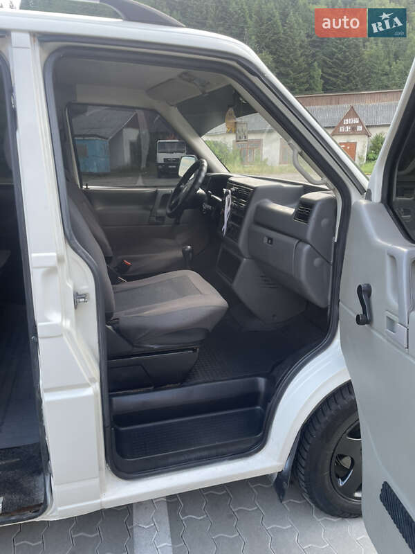 Мінівен Volkswagen Transporter 2001 в Сколе