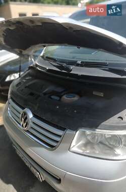 Минивэн Volkswagen Transporter 2004 в 