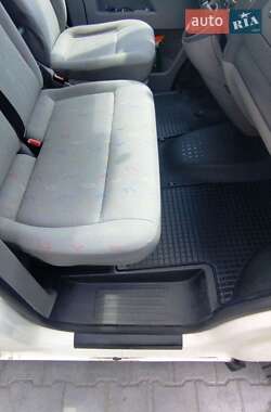 Минивэн Volkswagen Transporter 2005 в 